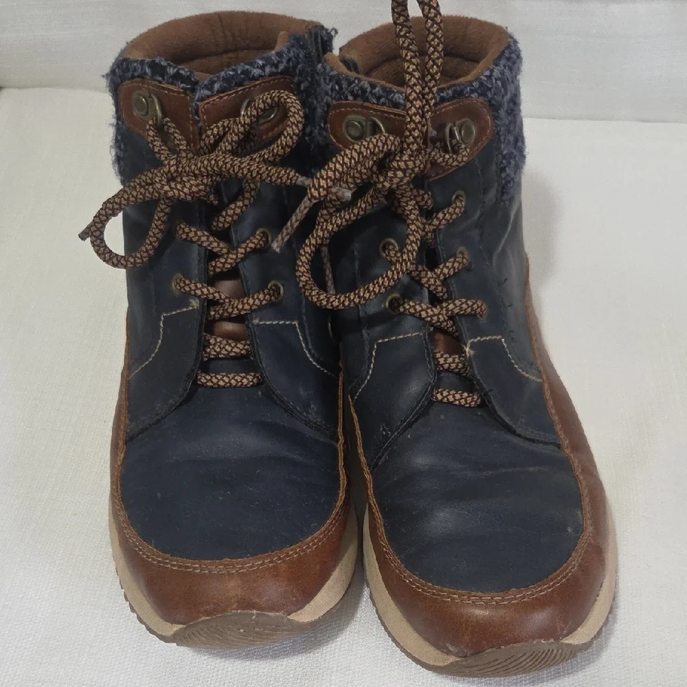Sporto Navy Blue & Brown Ankle Boots Wool Bare Foot Boots Womens Size 8.5M